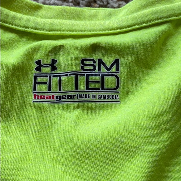 Under Armour Short Sleeve - Picture 3 of 3